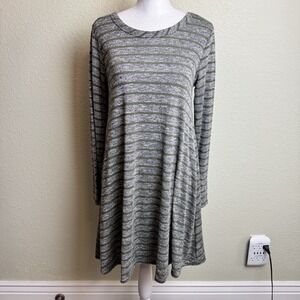 Pinc Women's Dress NWT Long Sleeve‎ Shift Sheath Grey with Green Stripes Size M